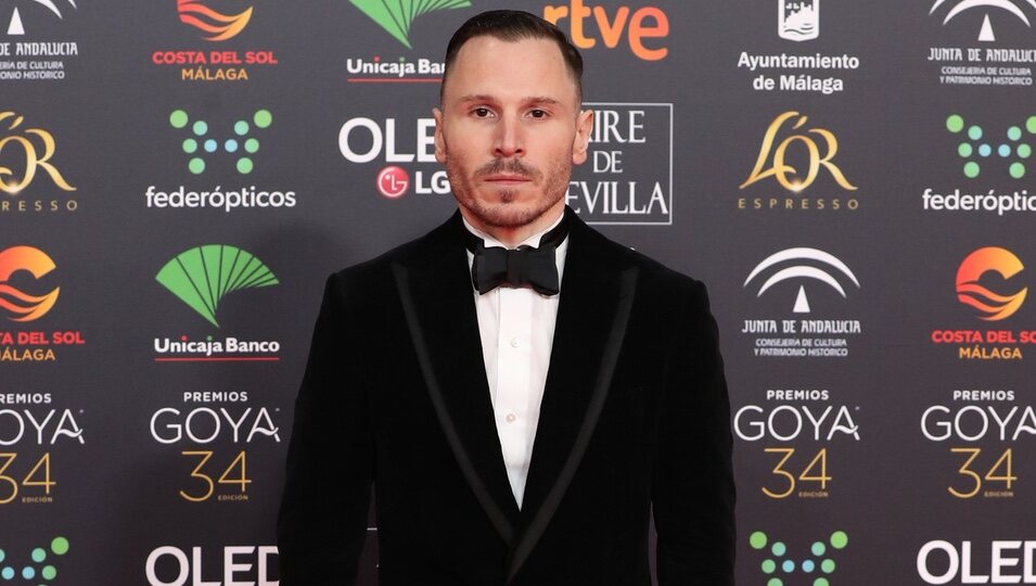 Rubén Ochandiano en la alfombra roja de los Goya 2020