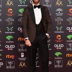 Alfonso Bassave en la alfombra roja de los Goya 2020