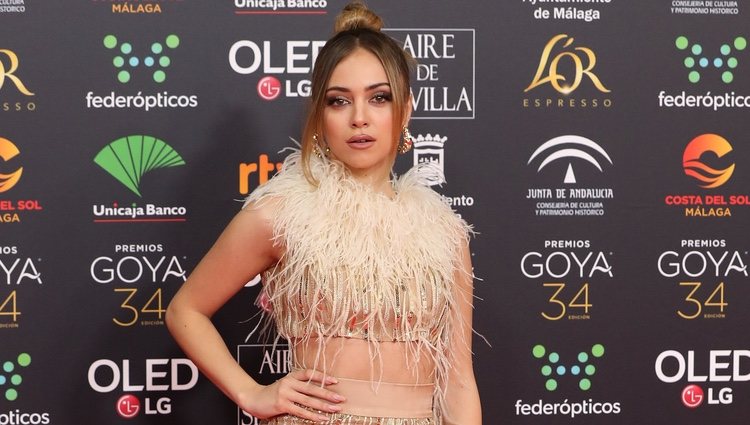 Ana Mena en la alfombra roja de los Goya 2020