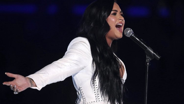 Demi Lovato durante su actuación en los Premios Grammy 2020