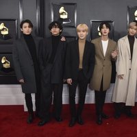 BTS en la alfombra roja de los Premios Grammy 2020