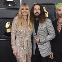 Heidi Klum, Tom Kaulitz y Bill Kaulitz en la alfombra roja de los Premios Grammy 2020