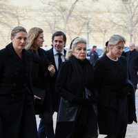 Beatriz de Orleans en el funeral de la Infanta Pilar en El Escorial