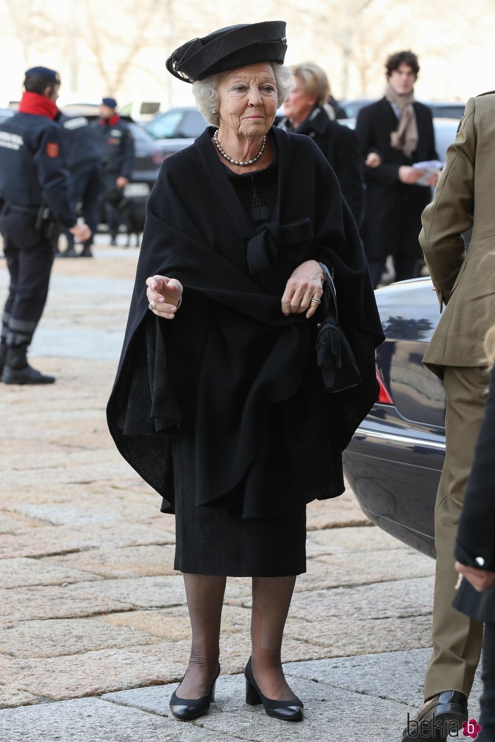 La Princesa Beatriz de Holanda asiste al funeral de la Infanta Pilar en El Escorial