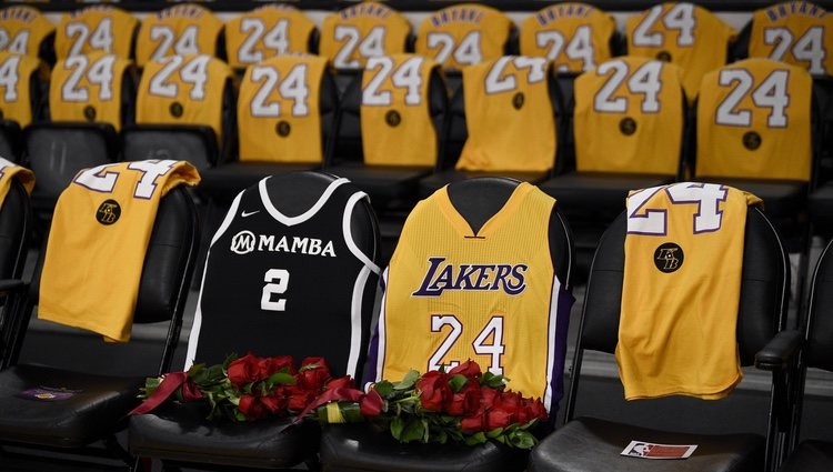 Homenaje a Kobe Bryant en el Staples Center de Los Ángeles