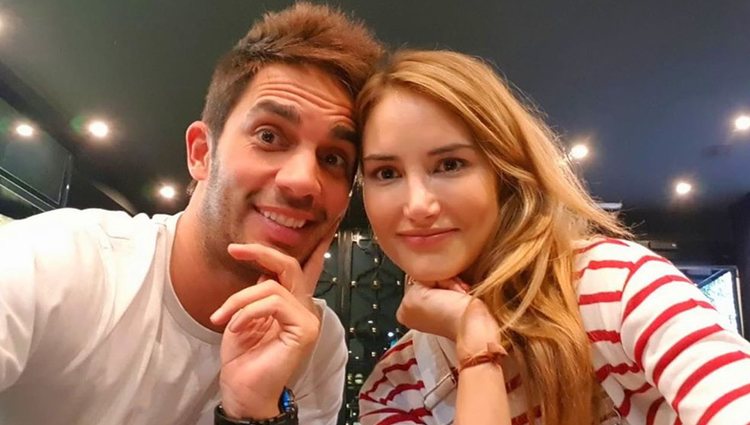 Santi Burgo y Alba Carrillo en su primera foto juntos en redes sociales