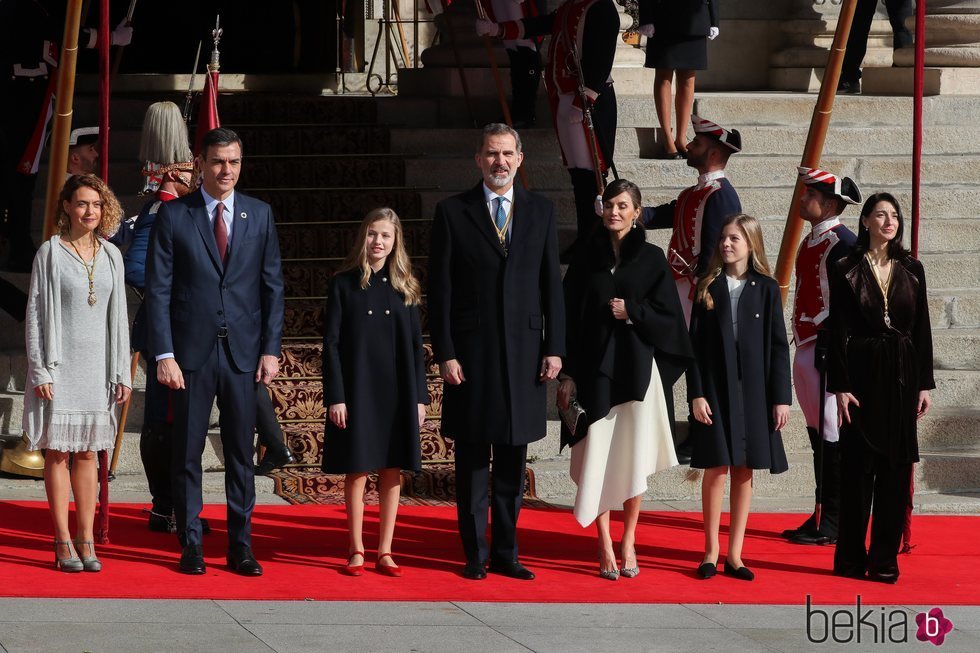 Los Reyes Felipe y Letizia, la Princesa Leonor, la Infanta Sofía, Pedro Sánchez, Meritxell Batet y Pilar Llop en la Apertura de la XIV Legislatura