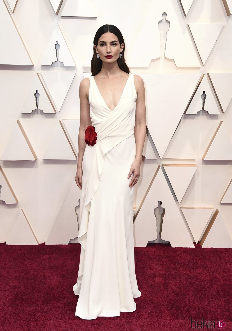 Lily Aldridge en la alfombra de los Oscar 2020