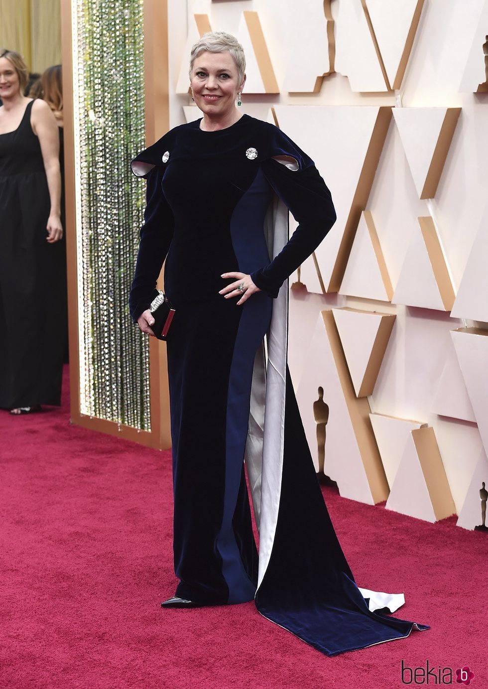 Olivia Colman en la alfombra de los Oscar 2020