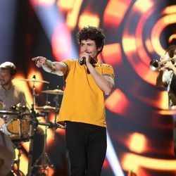 Miki Núñez durante su actuación como invitado en la Gala 4 de 'OT 2020'