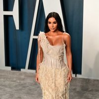 Kim Kardashian en la fiesta de Vanity Fair tras los Oscar 2020