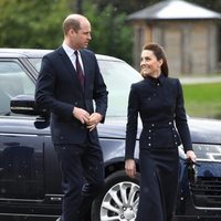 El Príncipe Guillermo y Kate Middleton en su visita al Centro de Rehabilitación Médica Stanford Hall