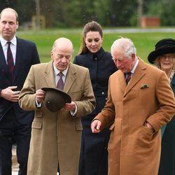 El Príncipe Carlos, Camilla Parker, el Príncipe Guillermo y Kate Middleton en Leicestershire