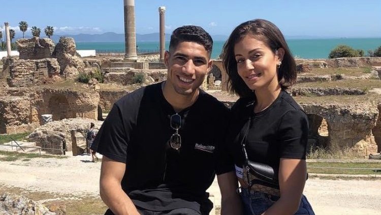 Hiba Abouk y Achraf Hakimi en Túnez