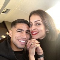 Hiba Abouk y Achraf Hakimi, muy enamorados