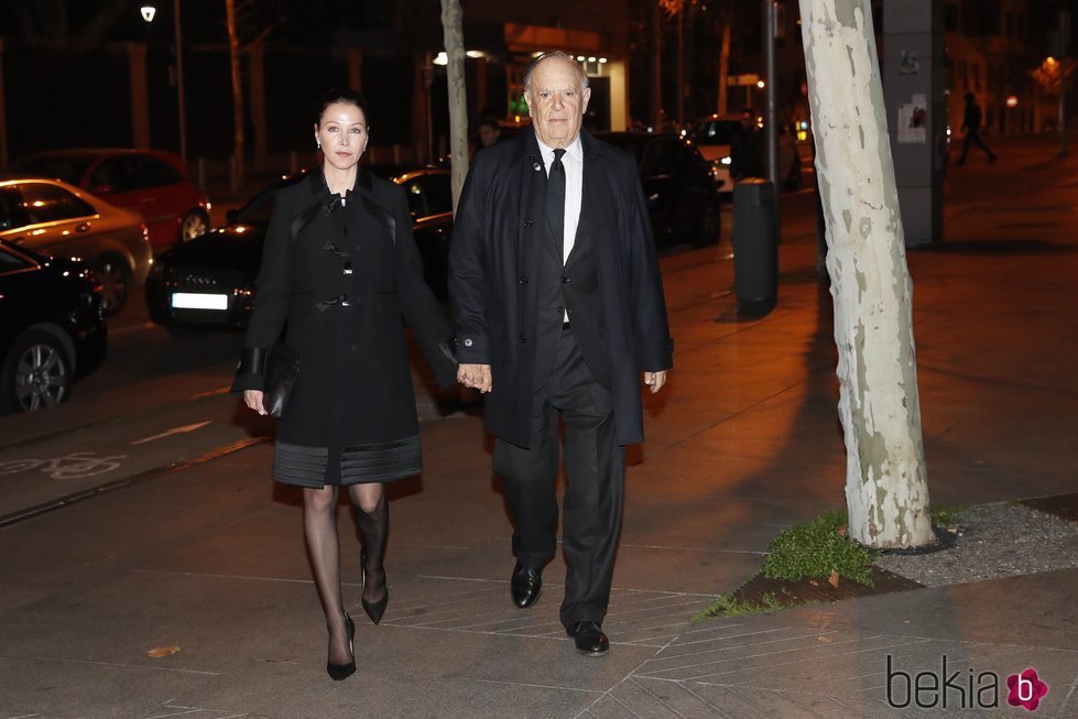 Carlos Falcó y Esther Doña acudiendo a la misa funeral de la Infanta Pilar en Madrid