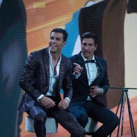 Gianmarco Onestini y Kiko Jiménez en la gala final de 'El tiempo del descuento'