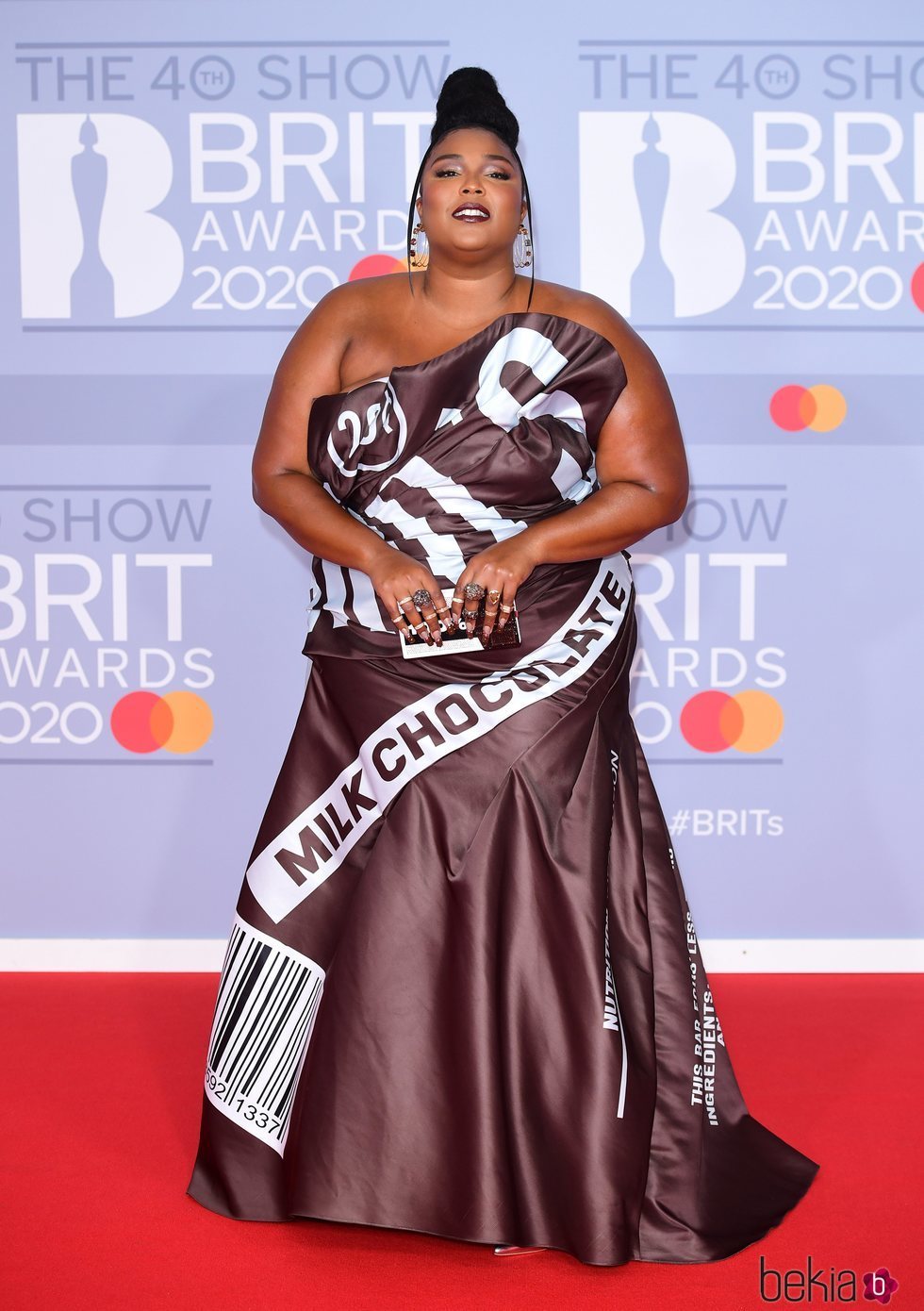 Lizzo en la alfombra roja de los Brit Awards 2020