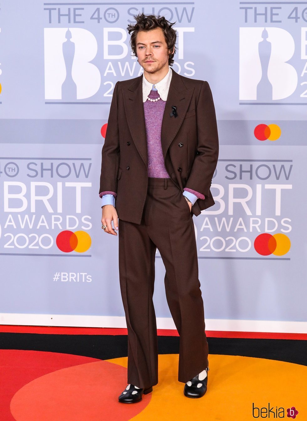 Harry Styles en la alfombra roja de los Brit Awards 2020