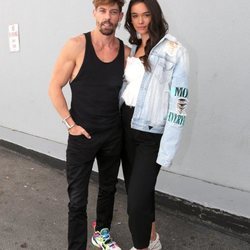 Adrián Lastra y Clara Chaín posando en la final de 'MQB All Stars'