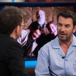 Aturo Valls con Pablo Motos en 'El Hormiguero'