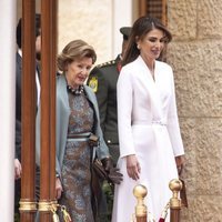 Sonia de Noruega y Rania de Jordania en la bienvenida por la Visita de Estado de los Reyes de Noruega a Jordania