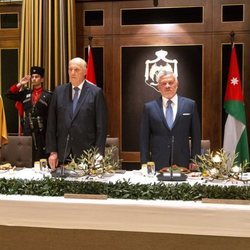 Abdalá y Rania de Jordania con Harald y Sonia de Noruega en la cena de gala por la Visita de Estado de los Reyes de Noruega a Jordania