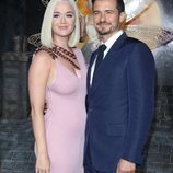 Katy Perry y Orlando Bloom en la premiere de 'Carnival Row' en Los Ángeles