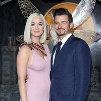 Katy Perry y Orlando Bloom en la premiere de 'Carnival Row' en Los Ángeles