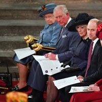 La Reina Isabel, el Príncipe Carlos, Camilla Parker, el Príncipe Guillermo y Kate Middleton en el Día de la Commonwealth 2020