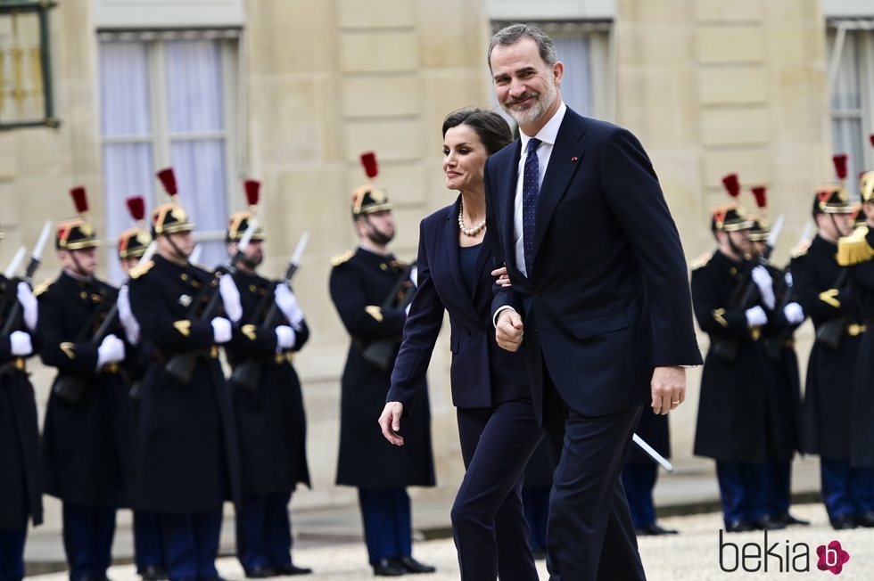 Los Reyes Felipe y Letizia en el Elíseo para un almuerzo con los Macron