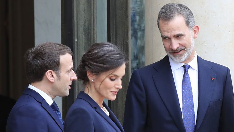 Los Reyes Felipe y Letizia y Emmanuel Macron, muy cómplices tras un almuerzo en el Eliseo