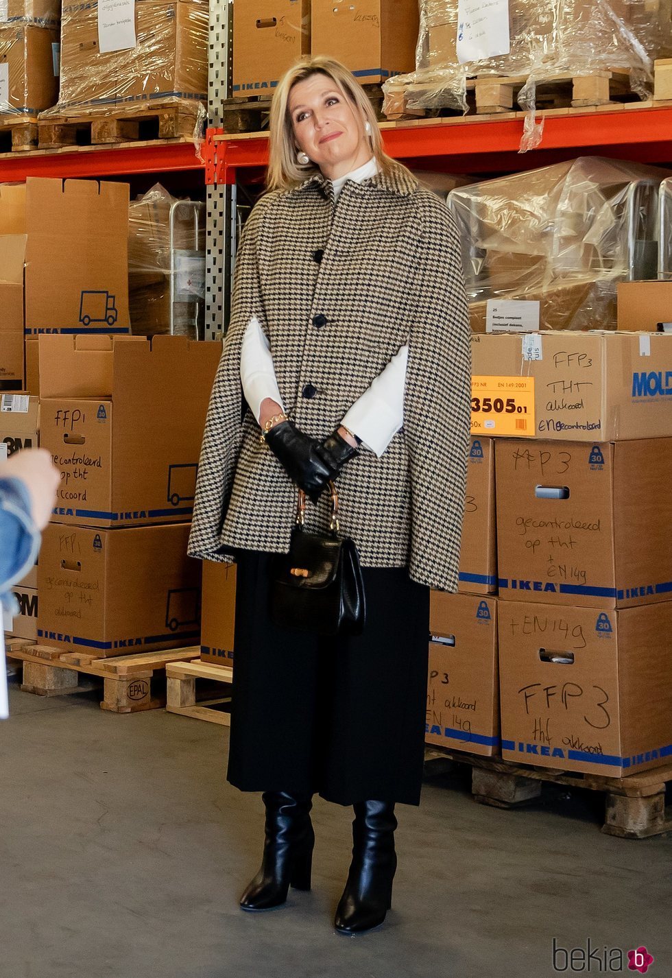 Máxima de Holanda visitando las instalaciones de la Cruz Roja de Loenen