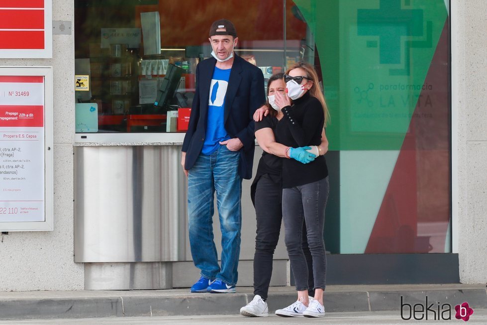 Alessandro Lequio, Ana Obregón y Celia García Obregón de camino a Madrid tras la muerte de Álex Lequio