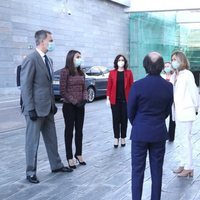 Los Reyes Felipe y Letizia a su llegada a la presentación del Informe Cotec 2020