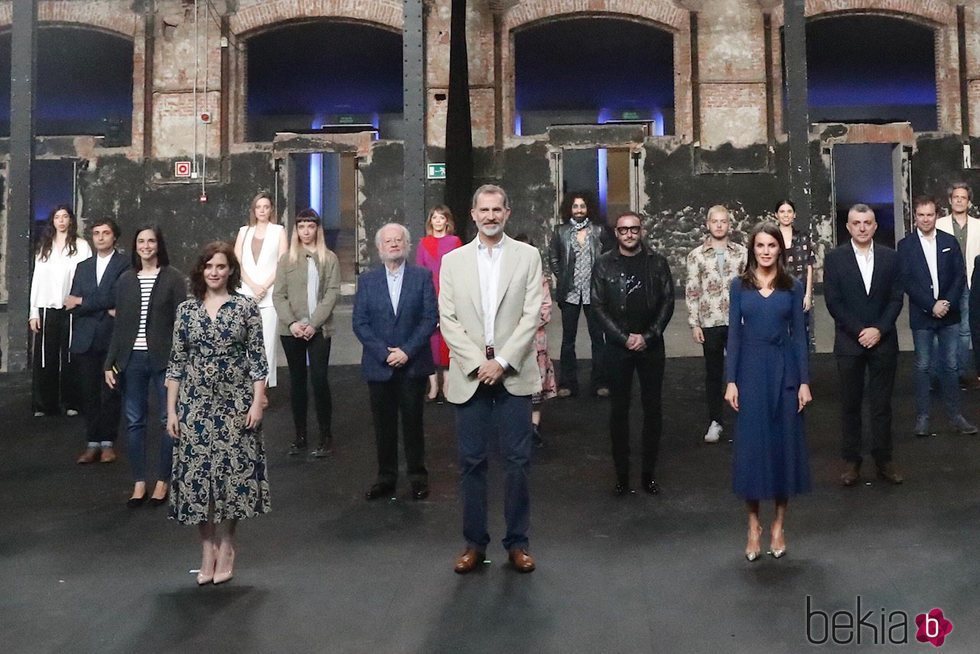 Los Reyes Felipe y Letizia junto a autoridades de Madrid y artistas en Matadero Madrid