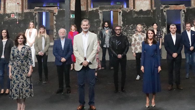 Los Reyes Felipe y Letizia junto a autoridades de Madrid y artistas en Matadero Madrid