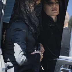 Carolina de Mónaco y Carlota Casiraghi en el funeral de Elizabeth Anne de Massy