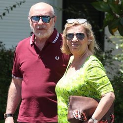 Carmen Borrego y José Carlos llegando al 79 cumpleaños de María Teresa Campos