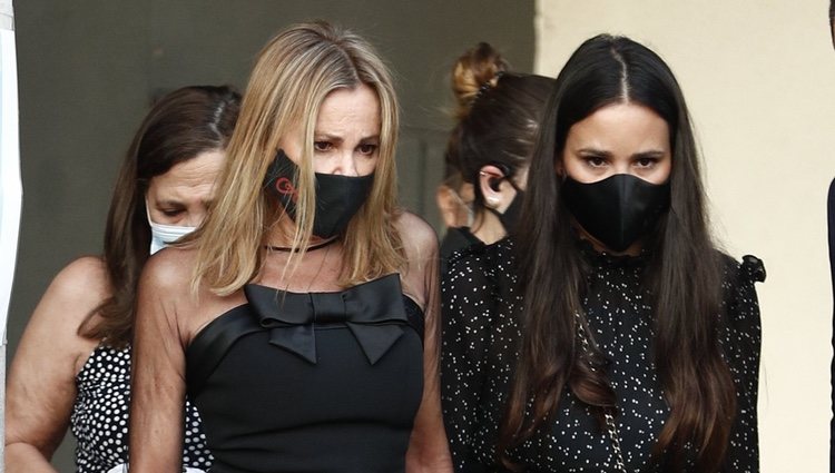 Ana Obregón y Carolina Monje en el funeral de Álex Lequio en Madrid