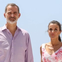 Los Reyes Felipe VI y Letizia durante su visita a Benidorm