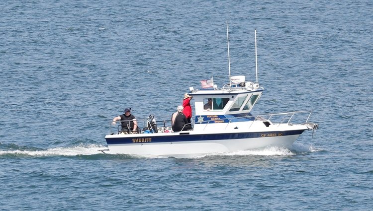 Equipos de rescate buscando a Naya Rivera en el Lago Piru