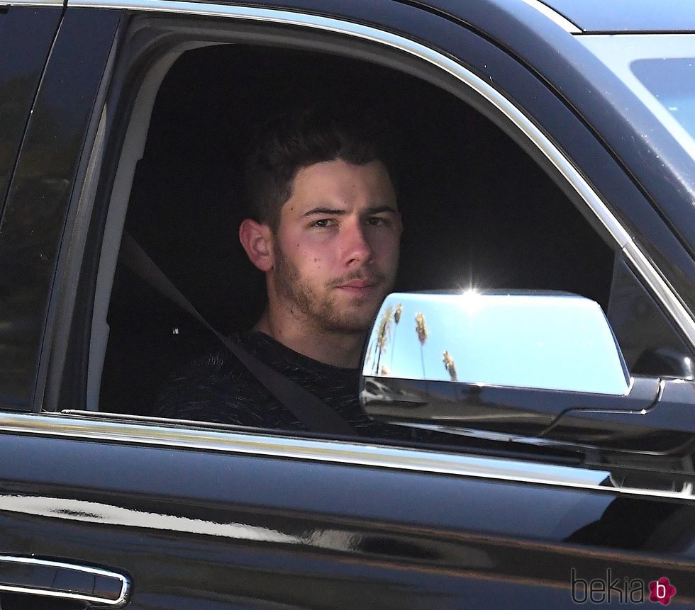 Nick Jonas acude a visitar a su sobrina Willa