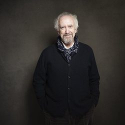 Jonathan Pryce