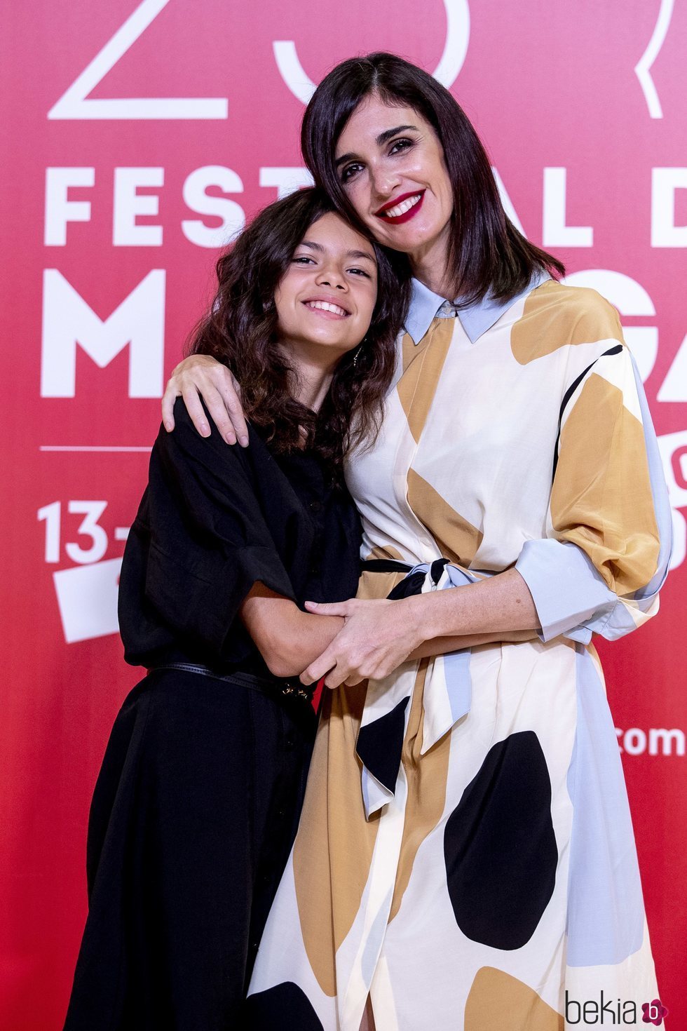 Paz Vega y su hija, Ava Salazar, muy sonrientes en el Festival de Cine de Málaga 2020