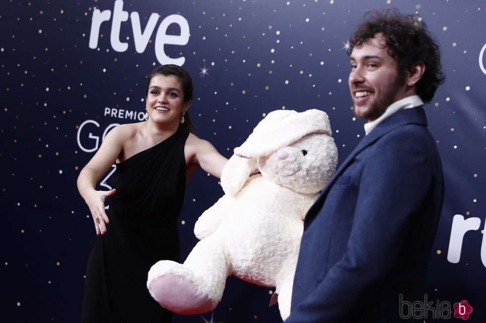 Amaia Romero y Álex de Lucas en los Premios Goya 2020