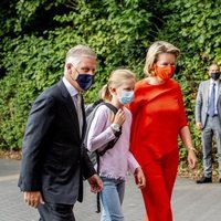 Felipe y Matilde de Bélgica acompañan a su hija Leonor de Bélgica en su vuelta al cole