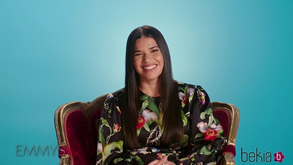 America Ferrera interviniendo en la gala de los Premios Emmy 2020