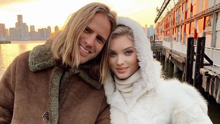 Elsa Hosk junto a su pareja Tom Daly