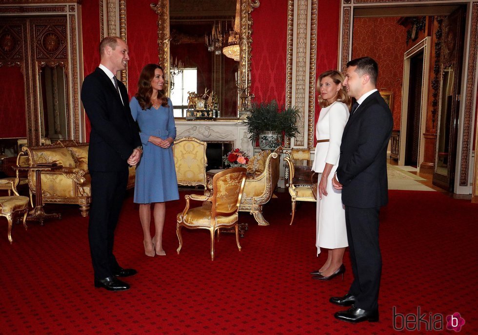 El Príncipe Guillermo y Kate Middleton reciben al Presidente de Ucrania y la Primera Dama en Buckingham Palace